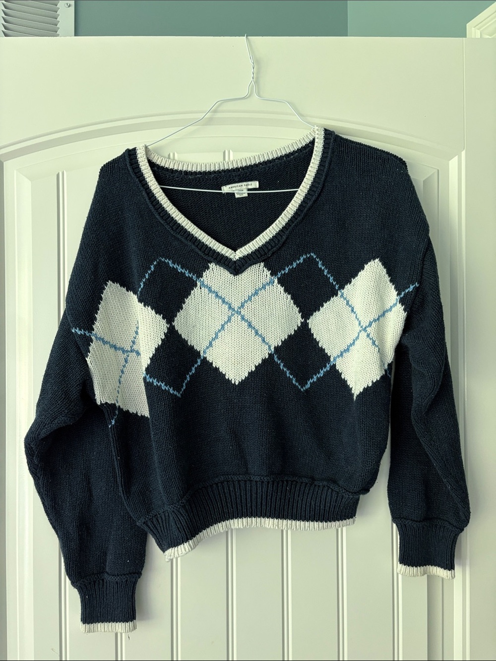 American Eagle Outfitters Navy V-Neck Argyle Sweater Women’s Sz S